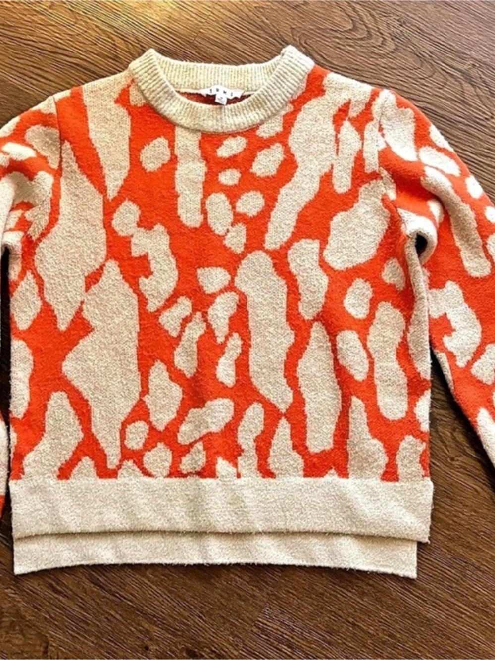 THML Abstract Crew Neck Sweater in Orange & Cream Size Medium